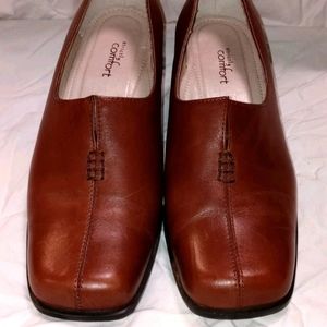 Strictly comfort dress shoes size 8 1\2
